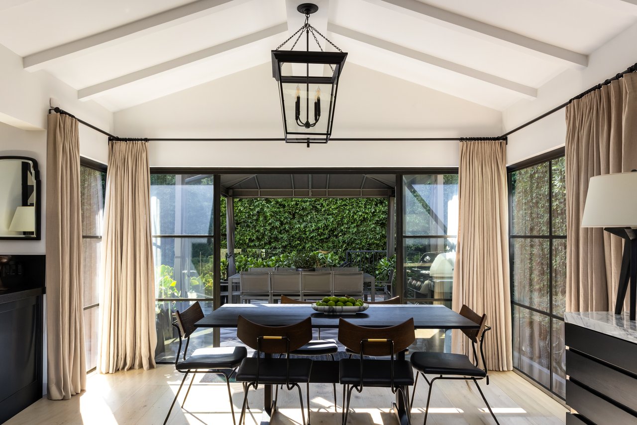 1853 Franklin Canyon Dr, Beverly Hills