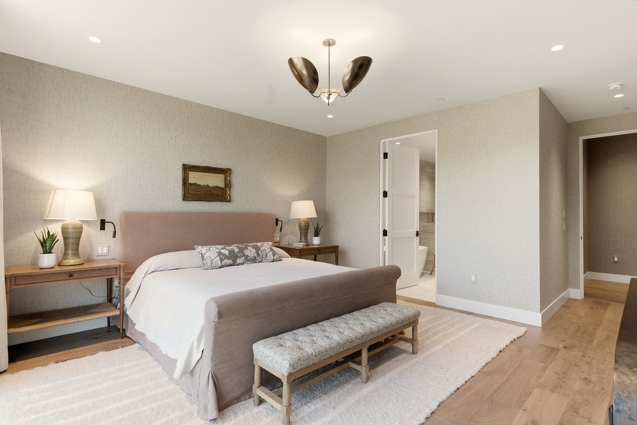 5000 N Camelback Ridge Drive 108