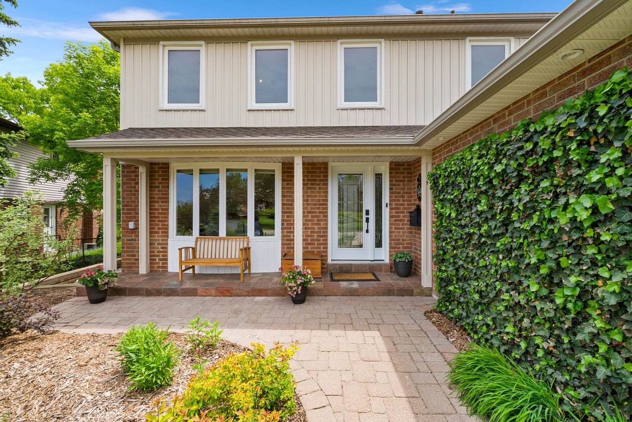 3178 Sir Johns Homestead
