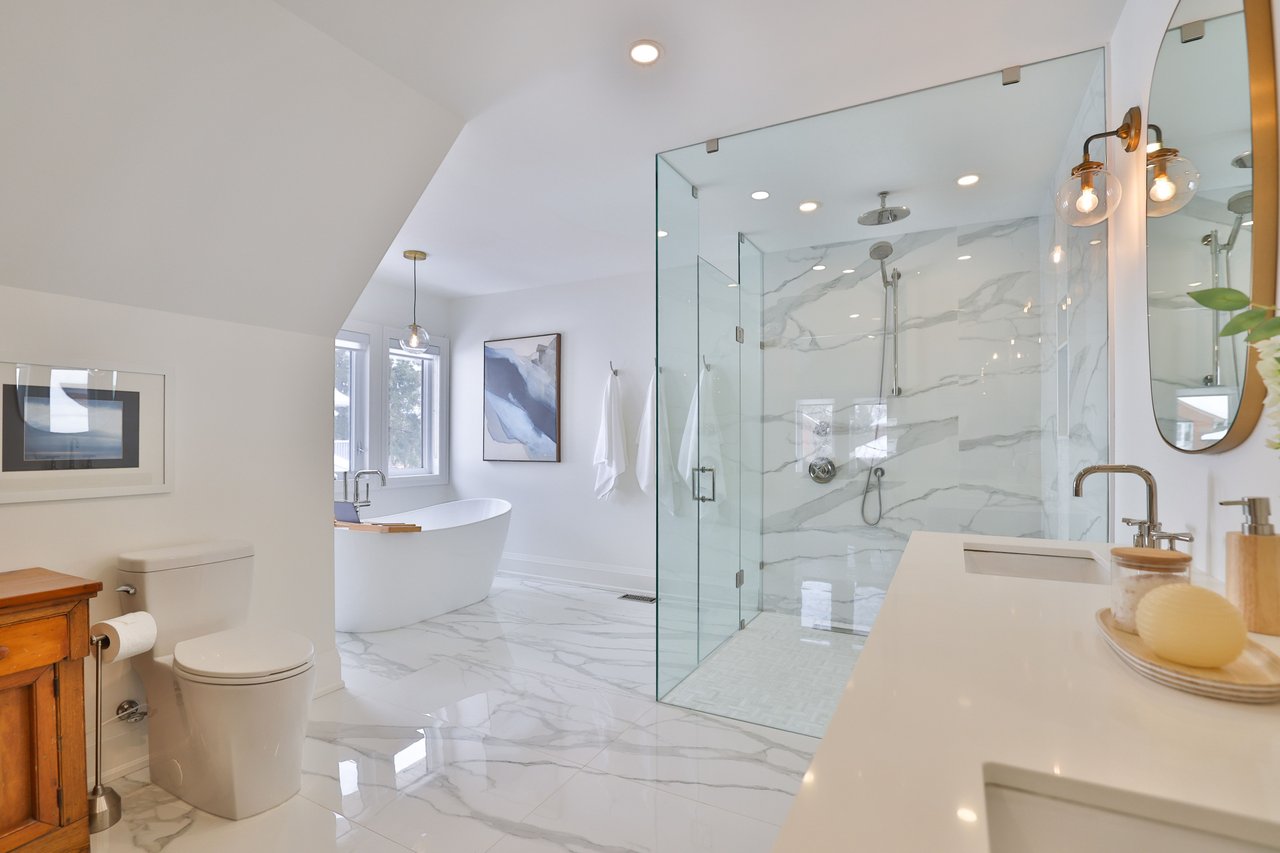 2464 Deer Run Avenue