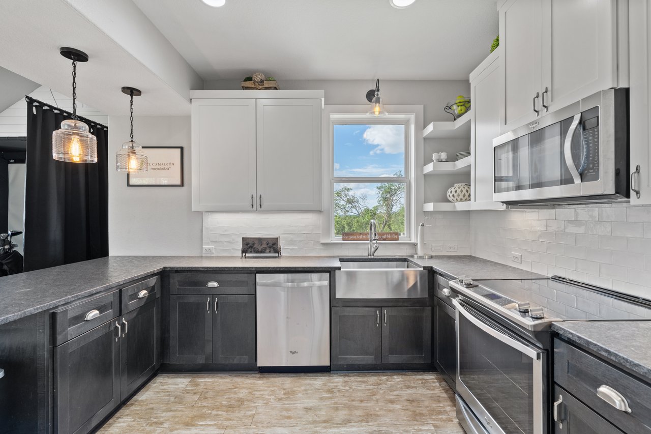 1457 Avenida High View