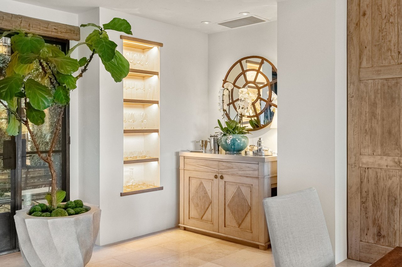 Napa Valley Compound