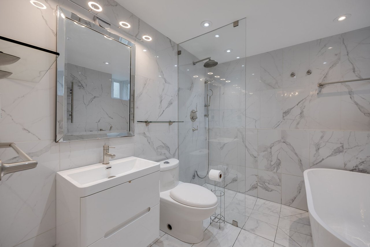21 Clendenan Ave, Basement