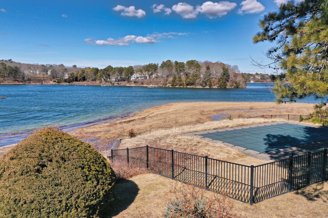 Exquisite Waterfront Estate on Oyster Harbors