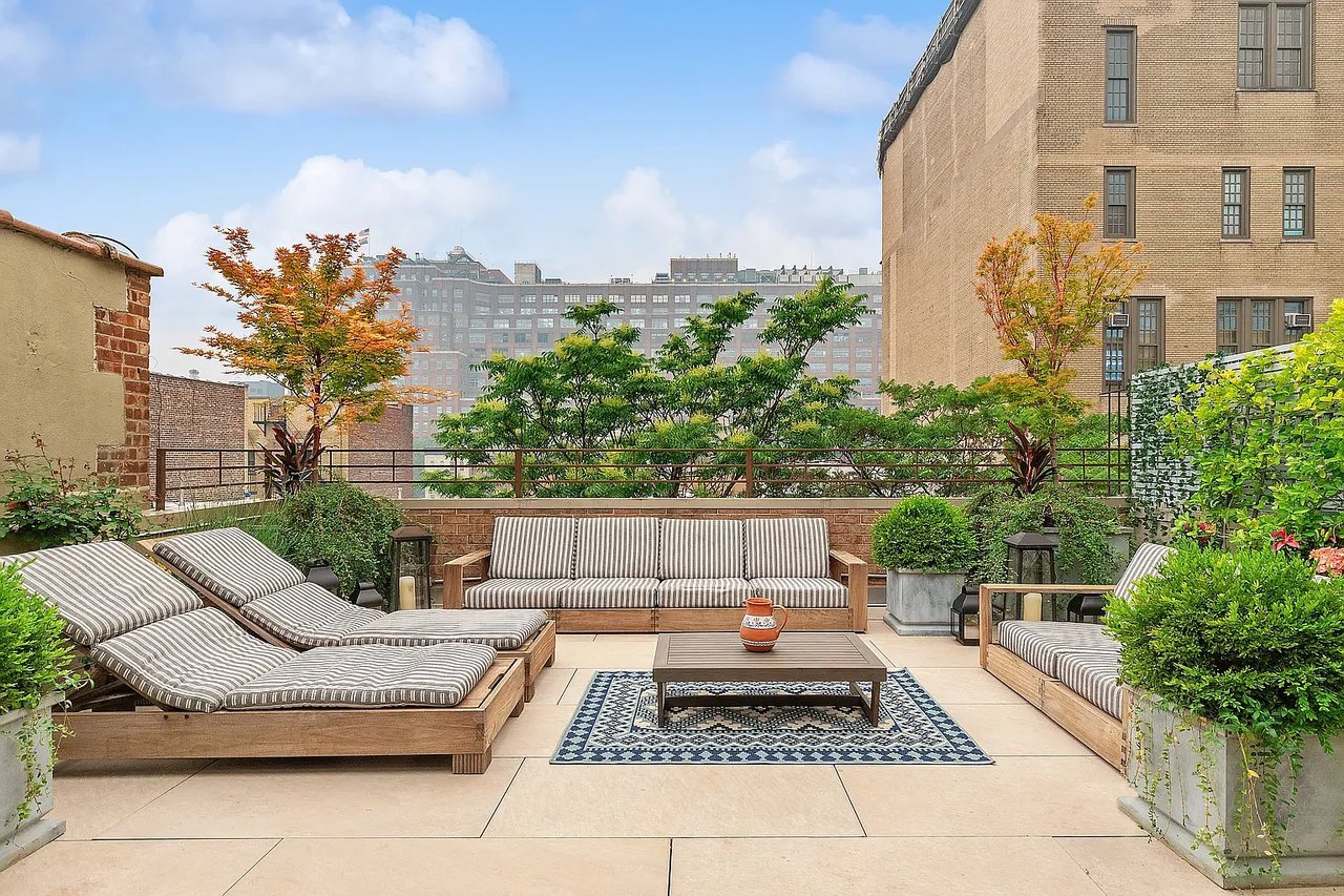 332 West 19th St, #PHA