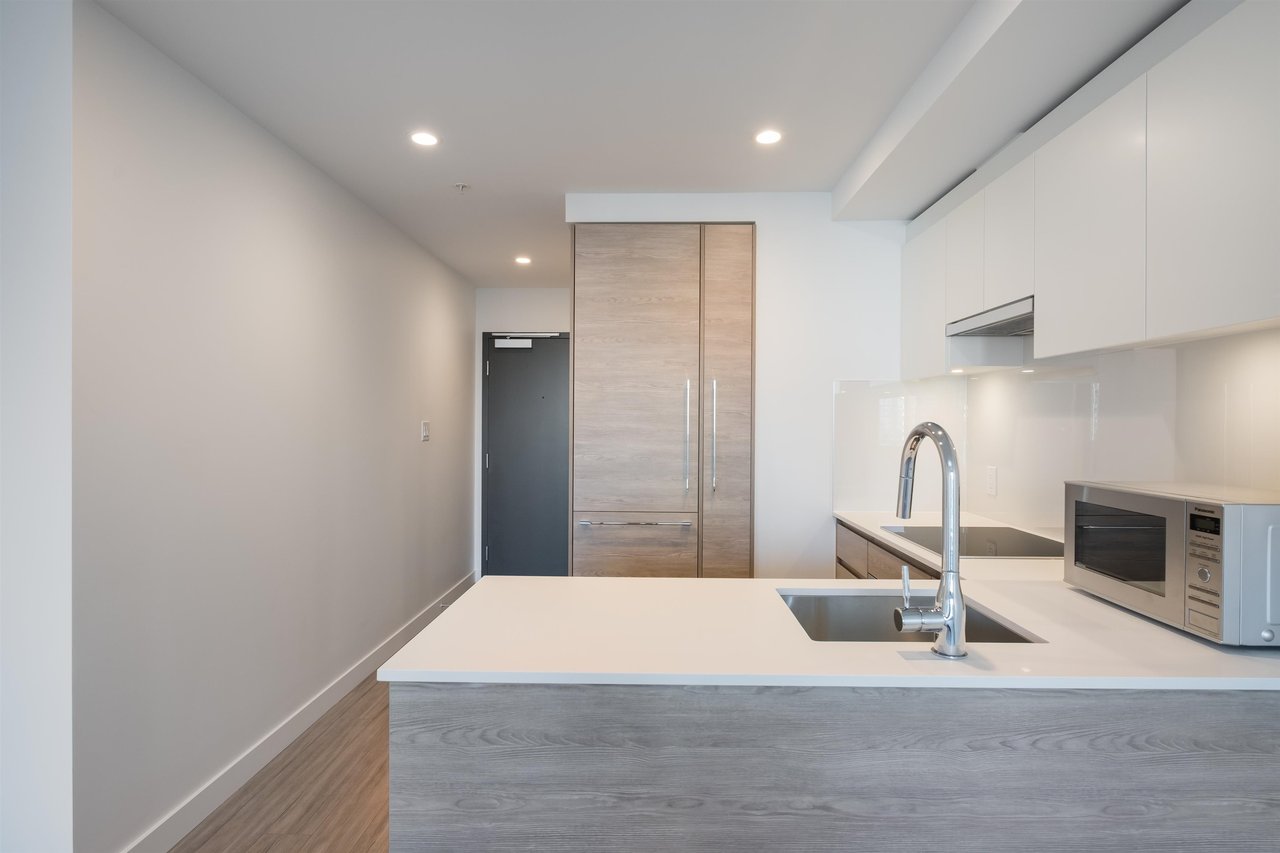 13615 Fraser Hwy, #2308