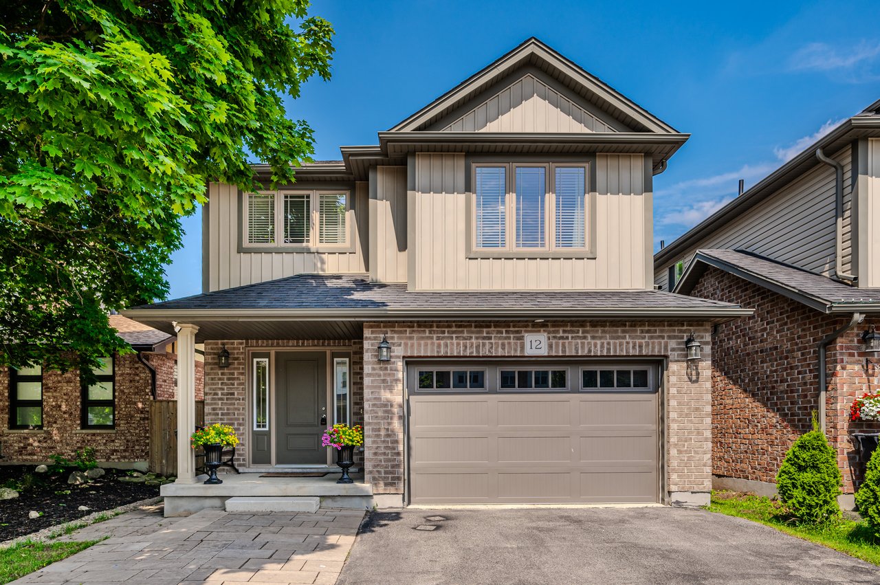 12 SUMMERFIELD Drive