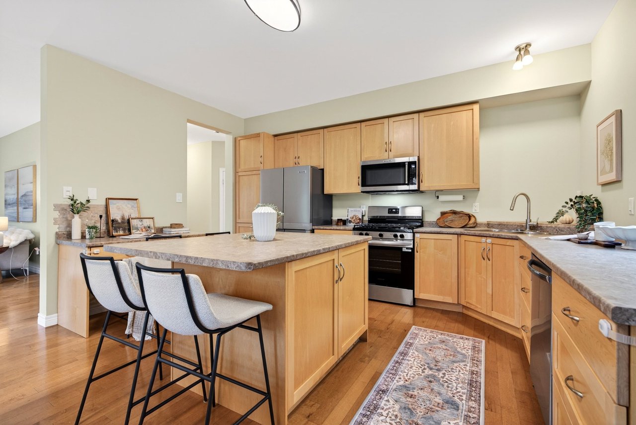 40 Maplevale Drive