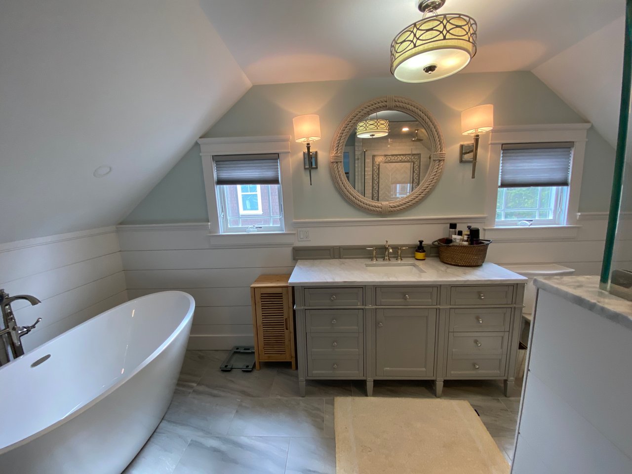 #149 Exclusive Curtis Point Home with Pool