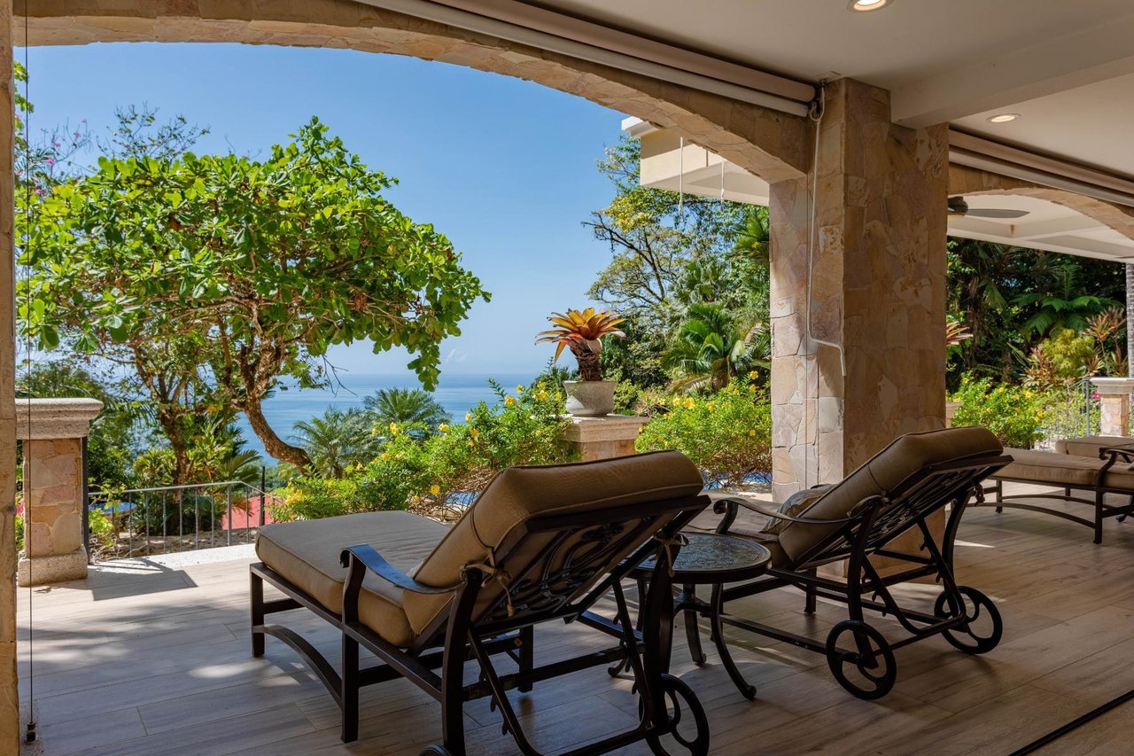 Private Ocean View Estate, Dominical, Puntarenas