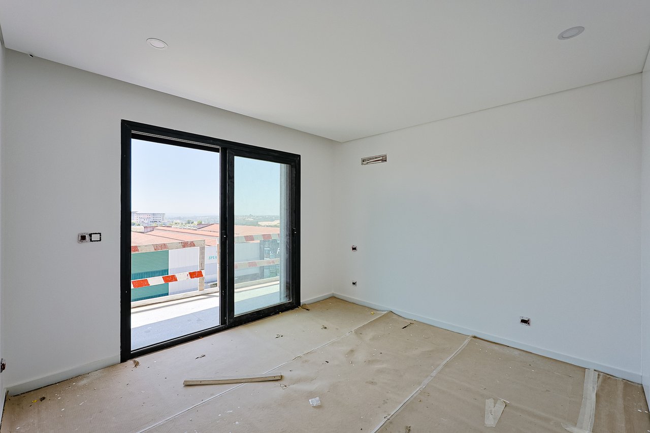 Modern 3-Bedroom in Torres Novas