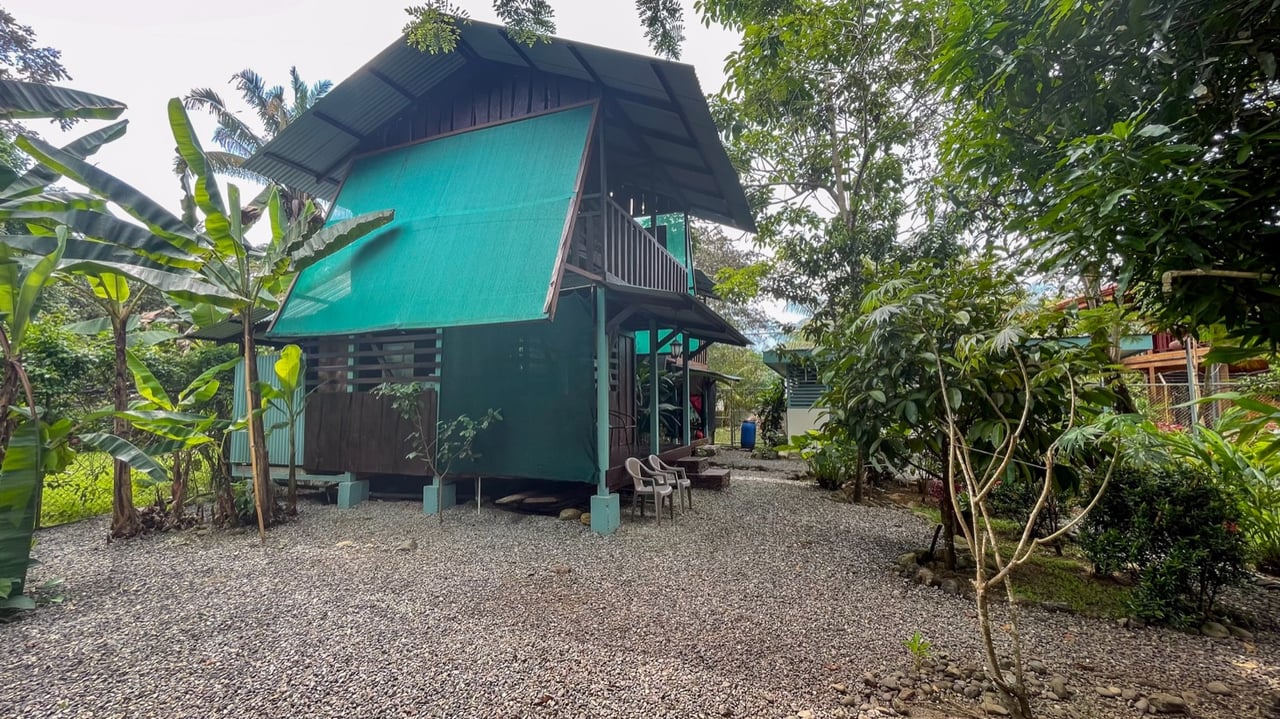 Investment Opportunity! Eco-Friendly Rental Property Near Playa Chaman and Playa Colonia