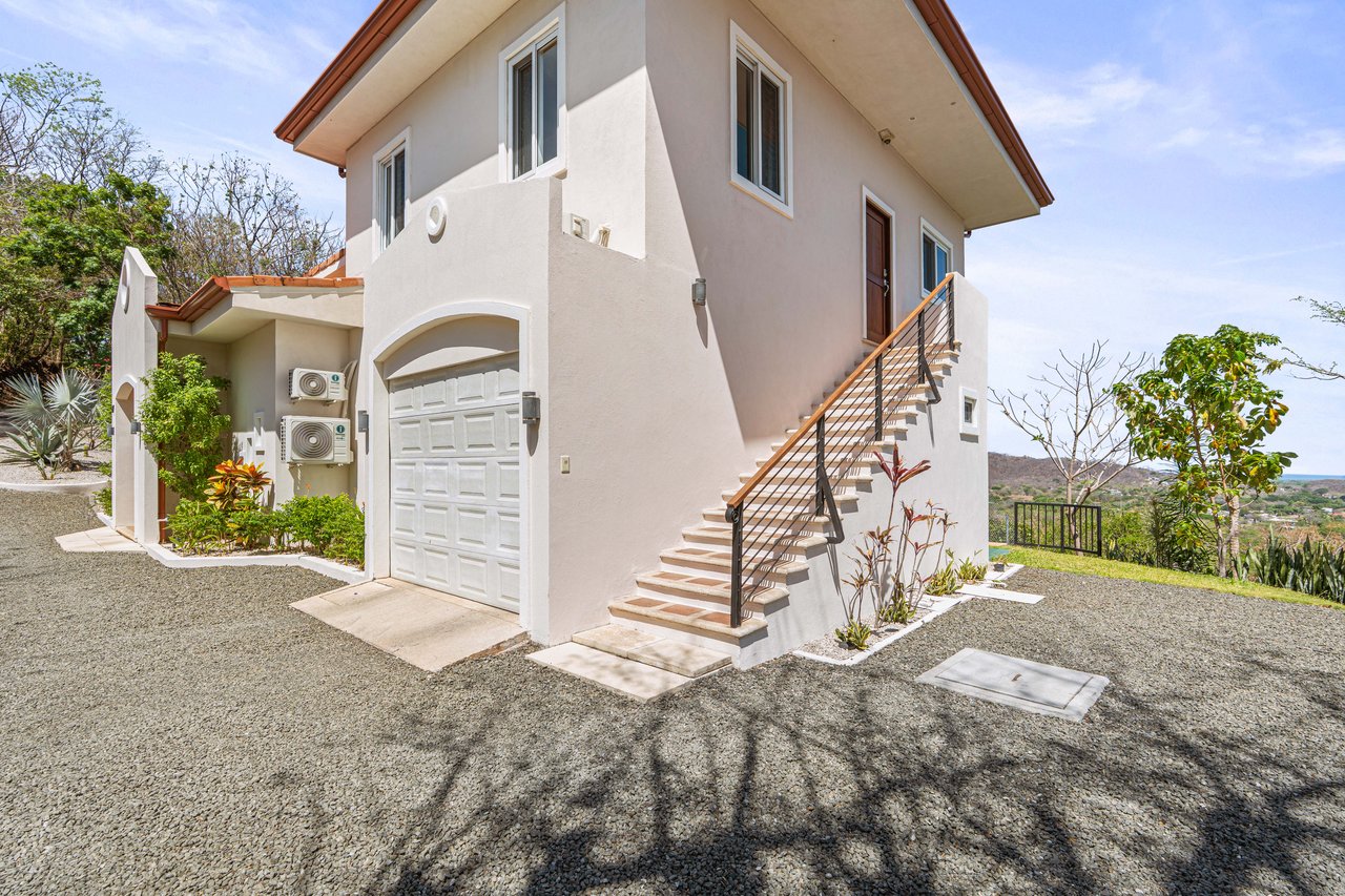 Casa Por Fin | 4-Bedroom Ocean-View Home in Gated Community, just 10 minutes from Tamarindo!