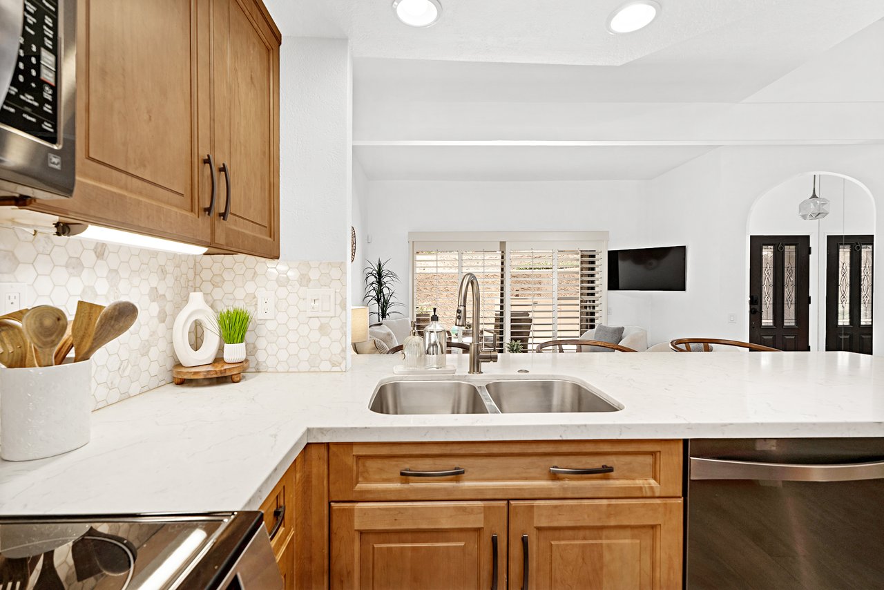 Foxtail Luxe Retreat