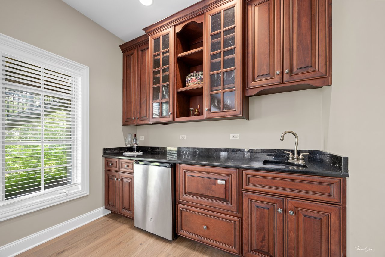 Luxury Home in Lisle