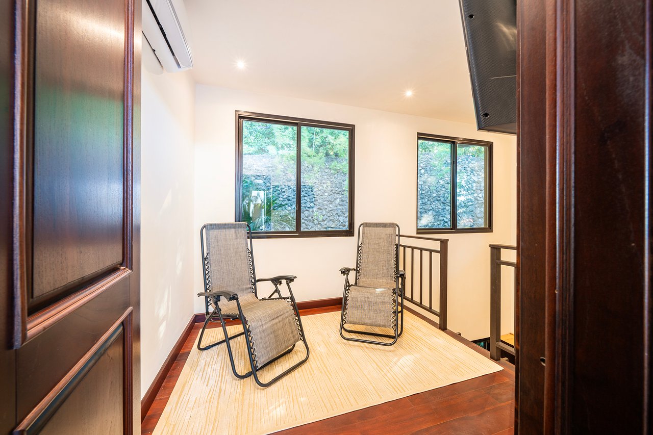 Casa Todo Bien and Guest House