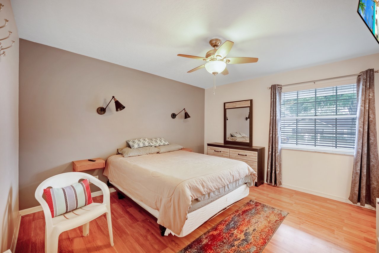 3380 NW 44th ct