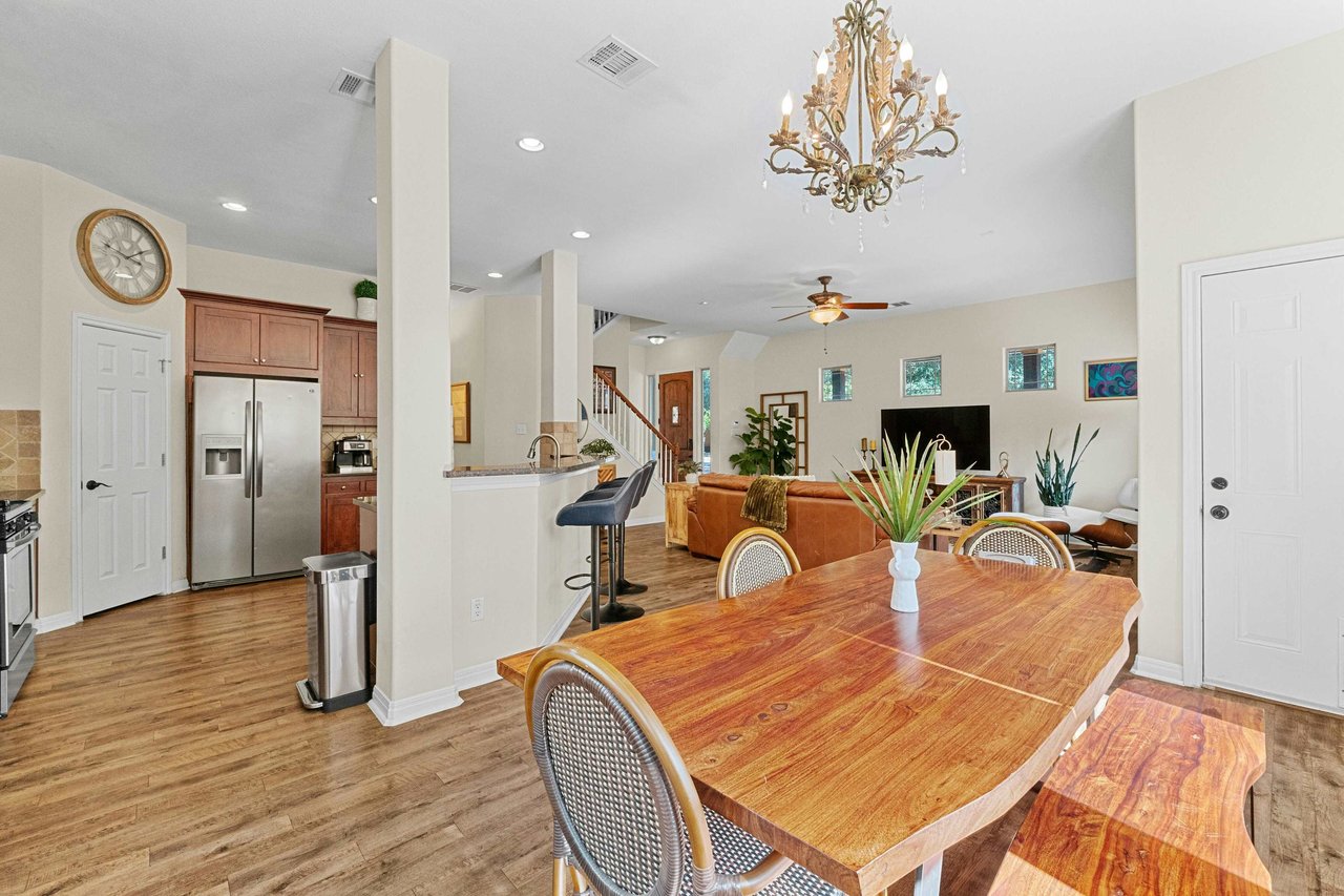 Modern Crestview Two-story Home: Updated Primary Bath, New Roof – Investor Friendly!