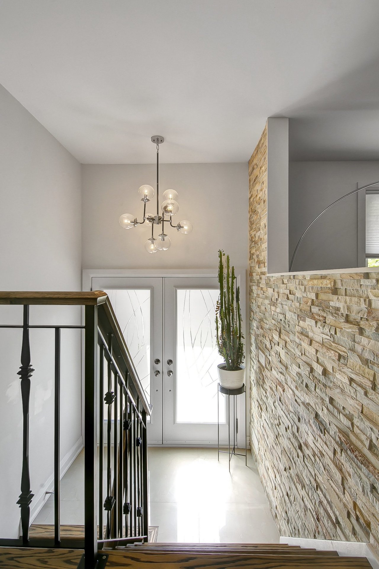 3177 The Credit Woodlands