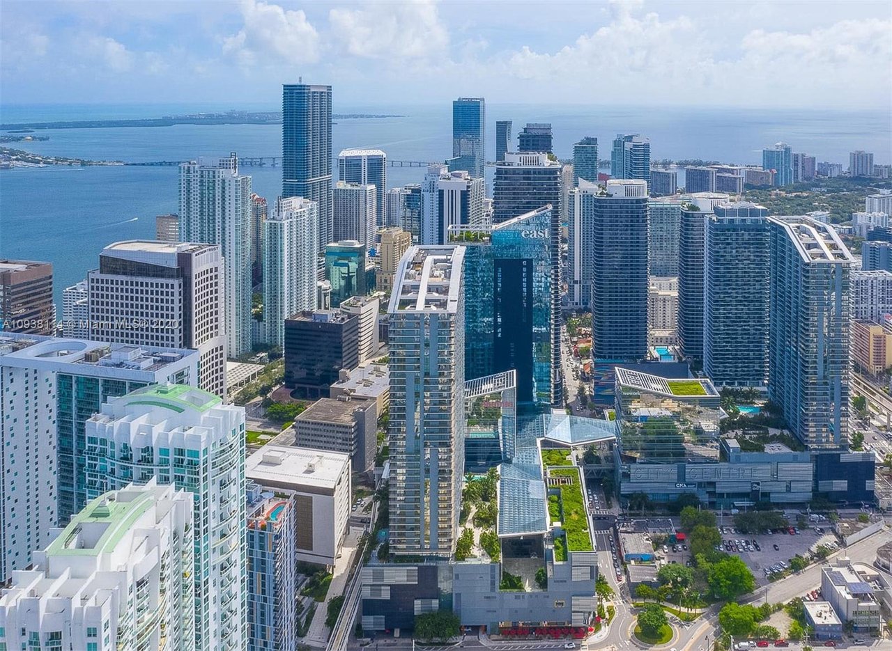 Reach Brickell City Center | Miami