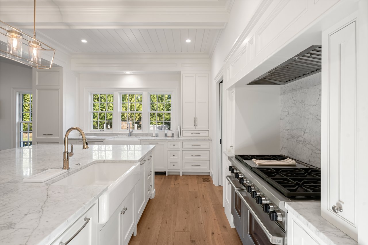 Stunning Residential Estate in Osterville 