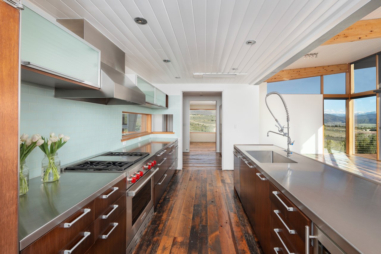 457 Schooner Lane