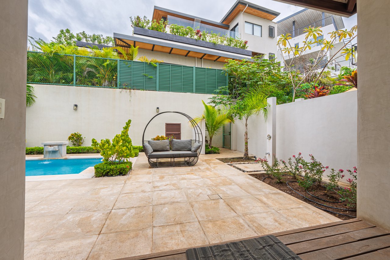 Casa Arcana | Luxury 3BR Condo with Private Pool in Tamarindo Parks | Walk to Beach