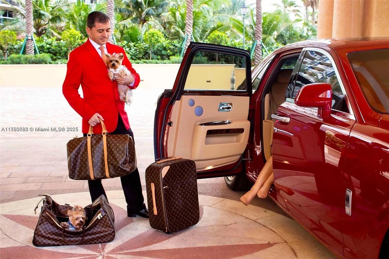 17975 Collins Ave #N701