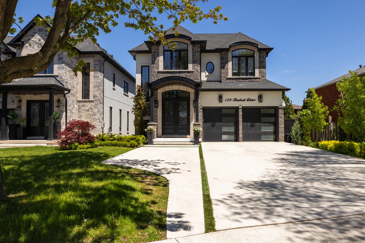 175 Burloak Drive W
