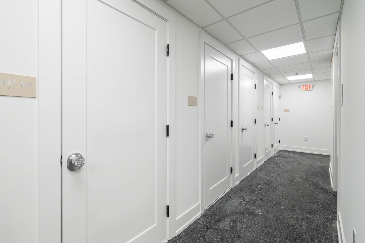 160-64 N 2nd St #201, Philadelphia, PA 19106