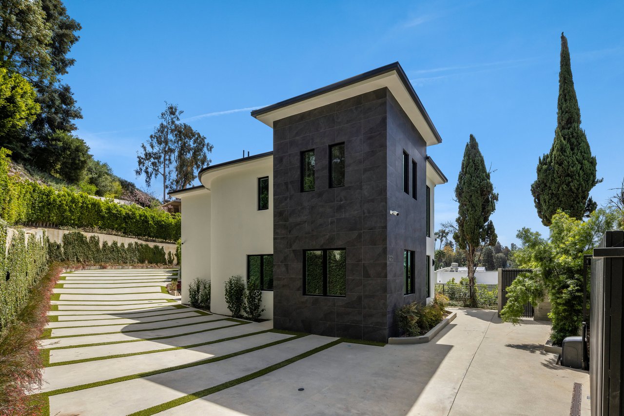 822 N Kenter