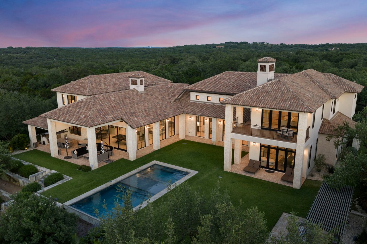The Estate on Indian Bluff