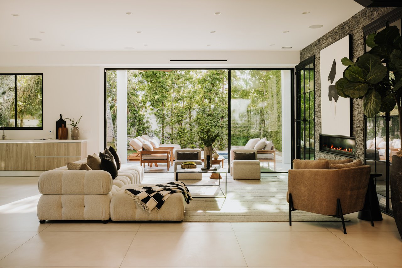 345 N Vista St, Beverly Grove