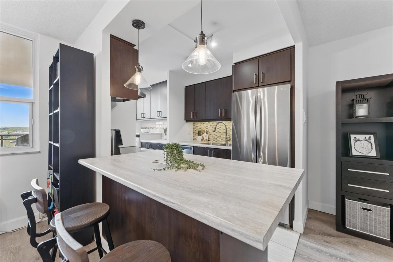 966 Inverhouse Dr 709