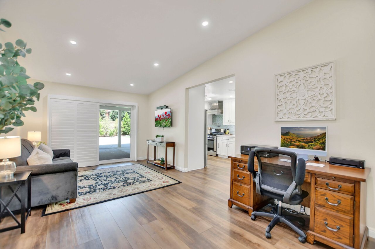 3721 Helena Circle
