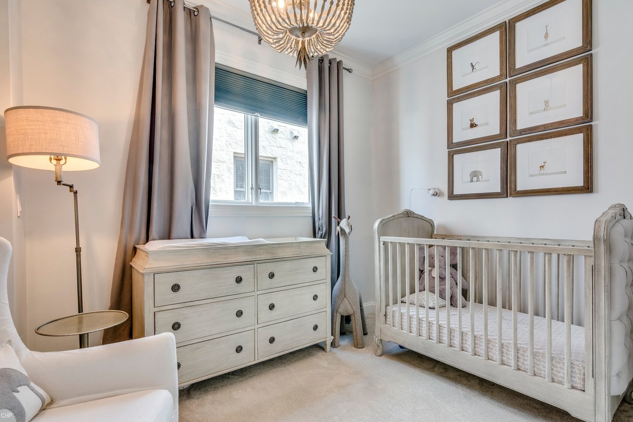 Designer Showcase | 2047 W Erie Street | $1,099,900