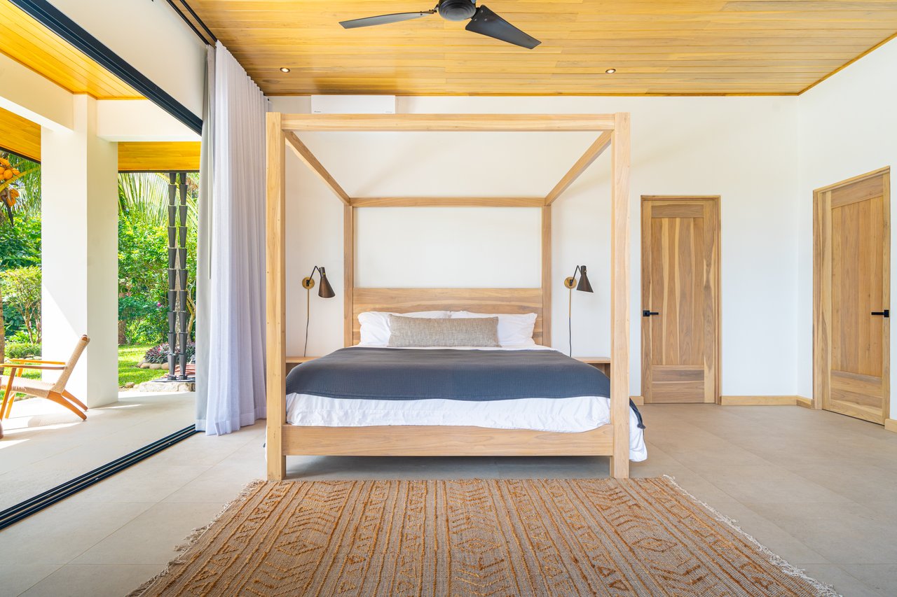 Casa Otra Vida – A Private Jungle Retreat with Ocean Views & Off-Grid Luxury
