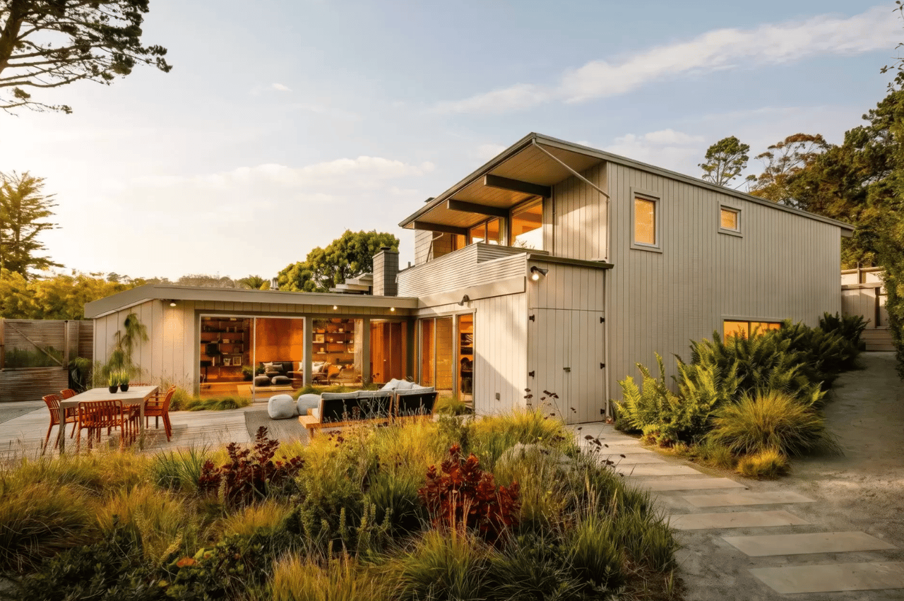 Claude Oakland-designed Eichler home in the Diamond Heights neighborhood of San Francisco, California