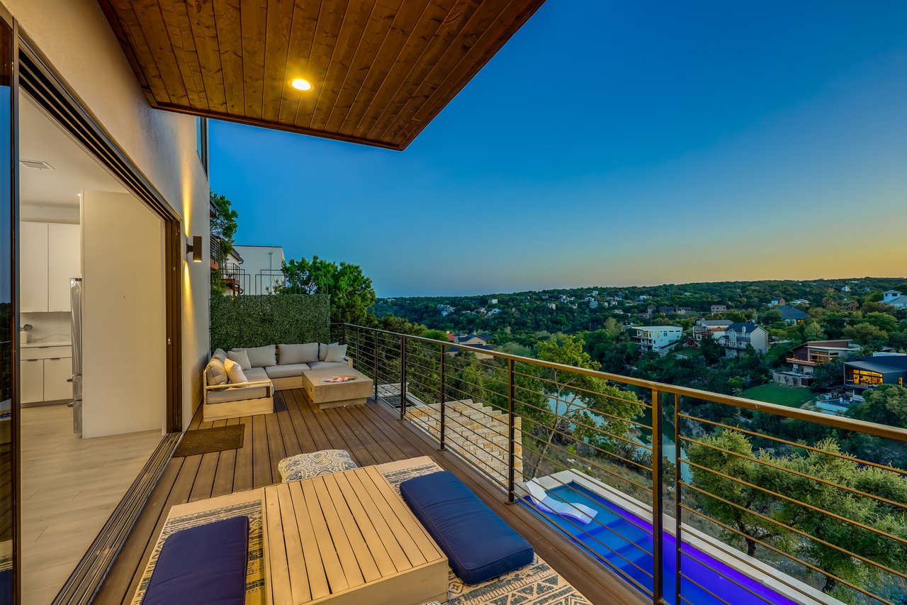 3138 Chisholm Trail