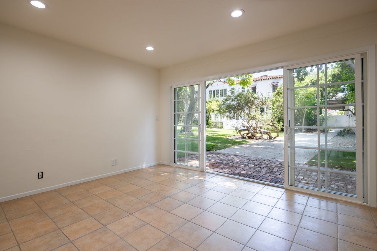 925 N Rexford Dr, Beverly Hills