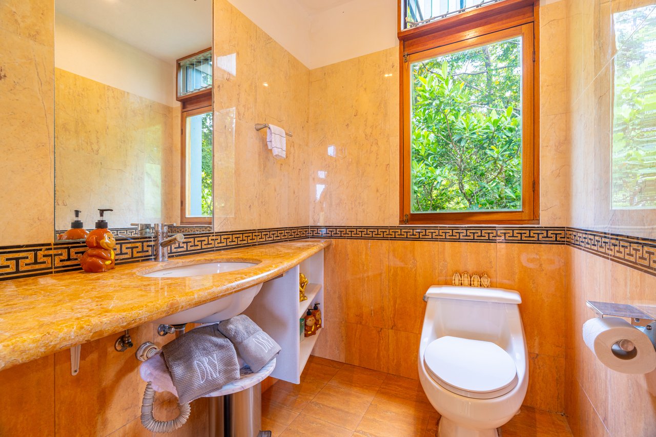 VILLA TURQUESA – MAJESTIC OASIS, CLOSE TO THE BEACH AND WILDLIFE – 1.92 ACRES