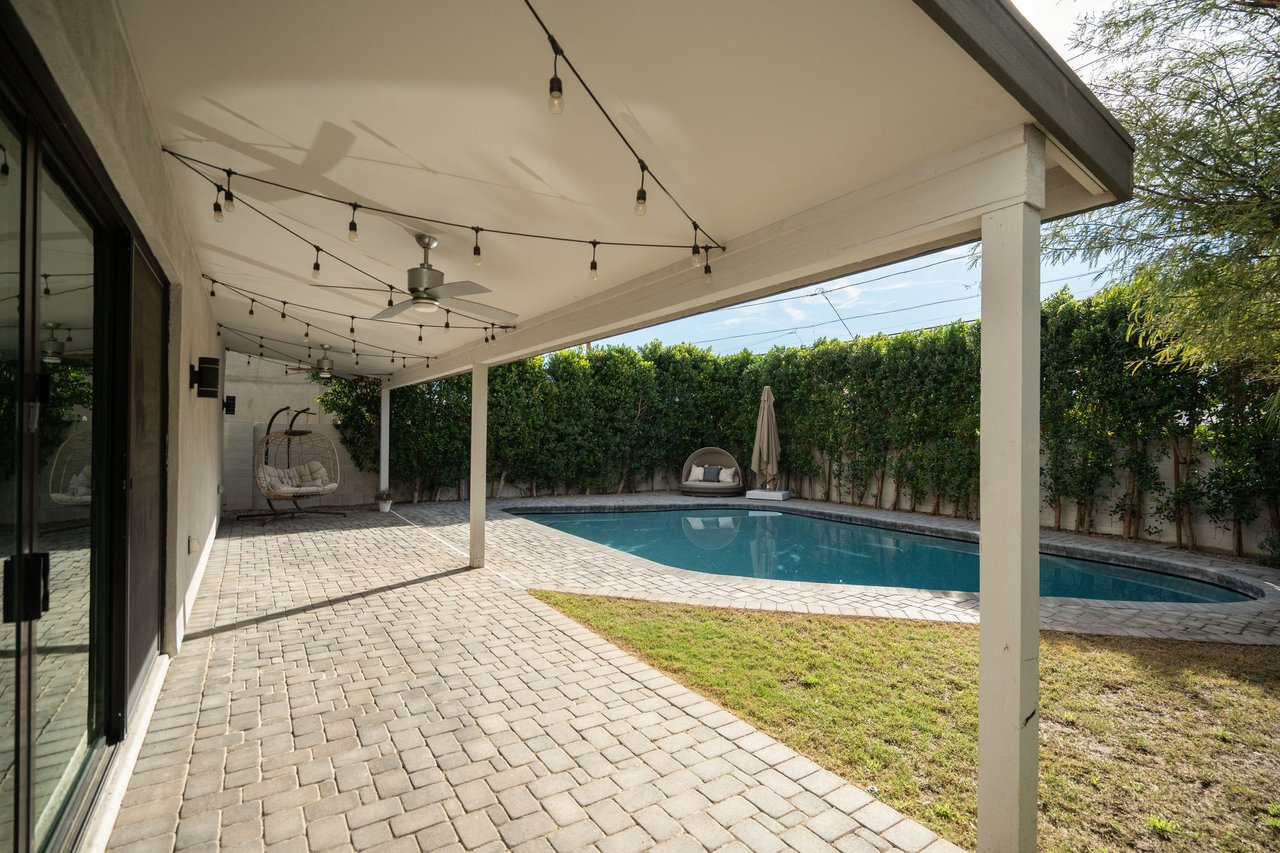 4533 E MONTECITO Avenue