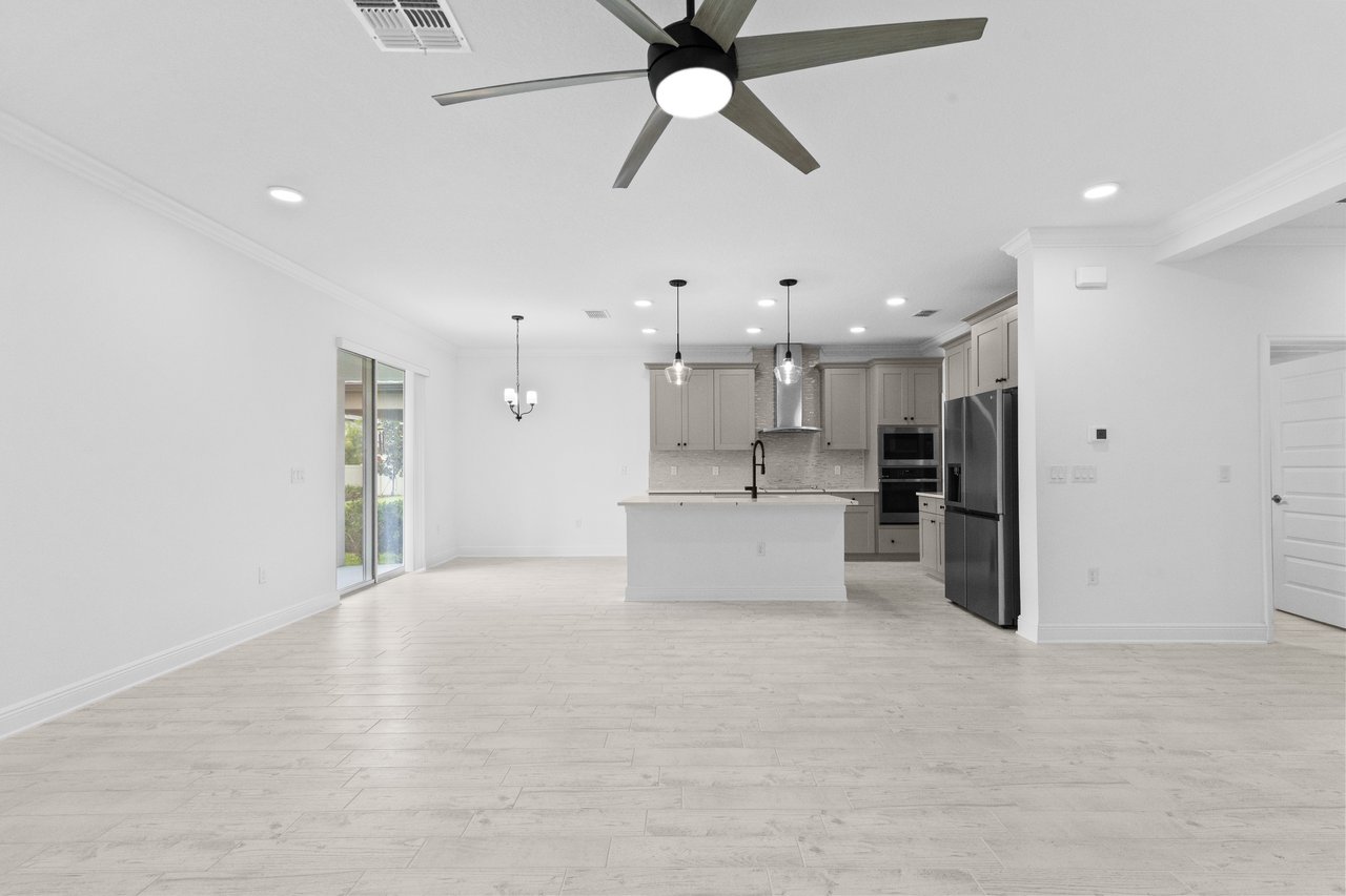 7421 Notched Pine Bend