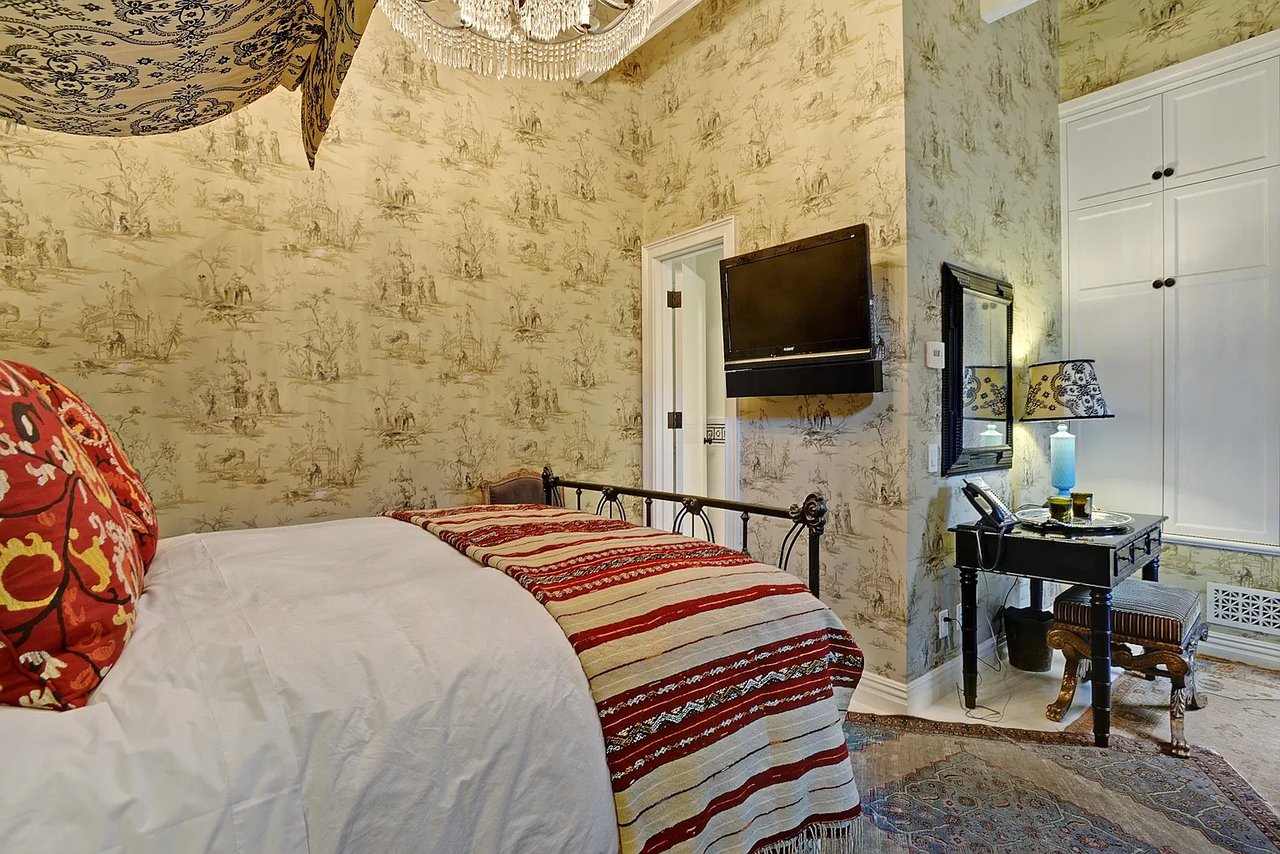 23618 Malibu Colony Rd