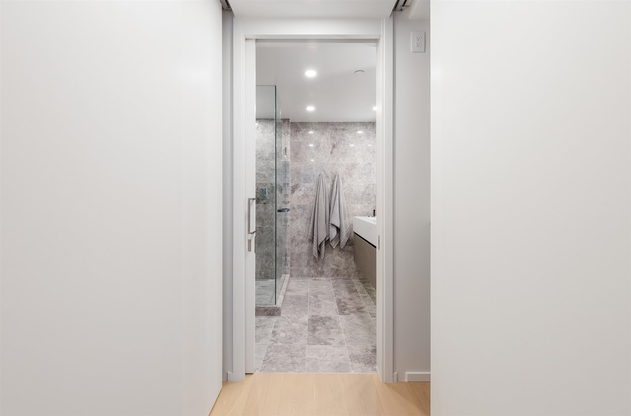 889 Pacific St, #2302