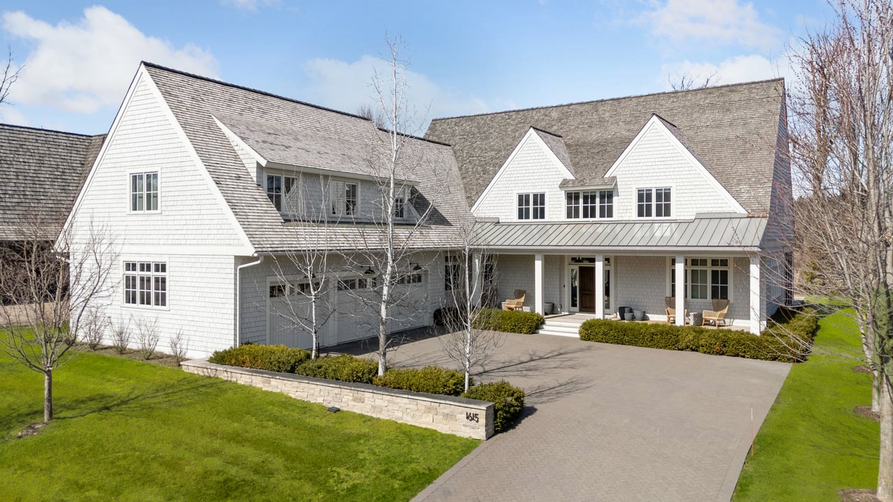 1615 Locust Hls Trl