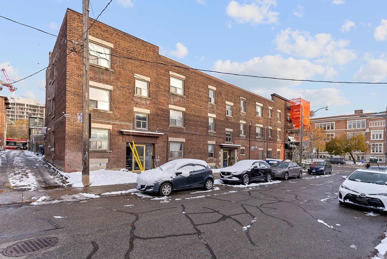 5 Crang Avenue Unit: 2