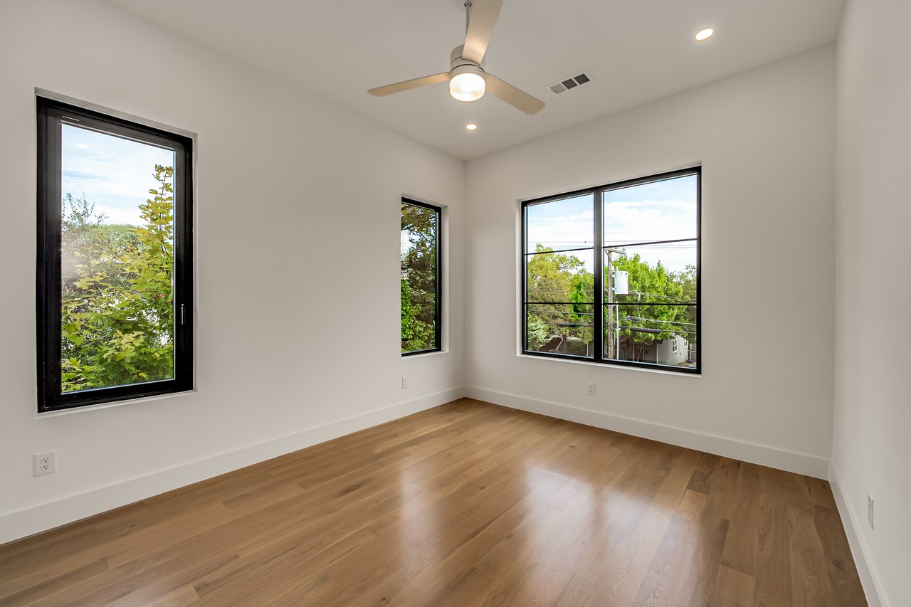 8815 San Leandro Drive