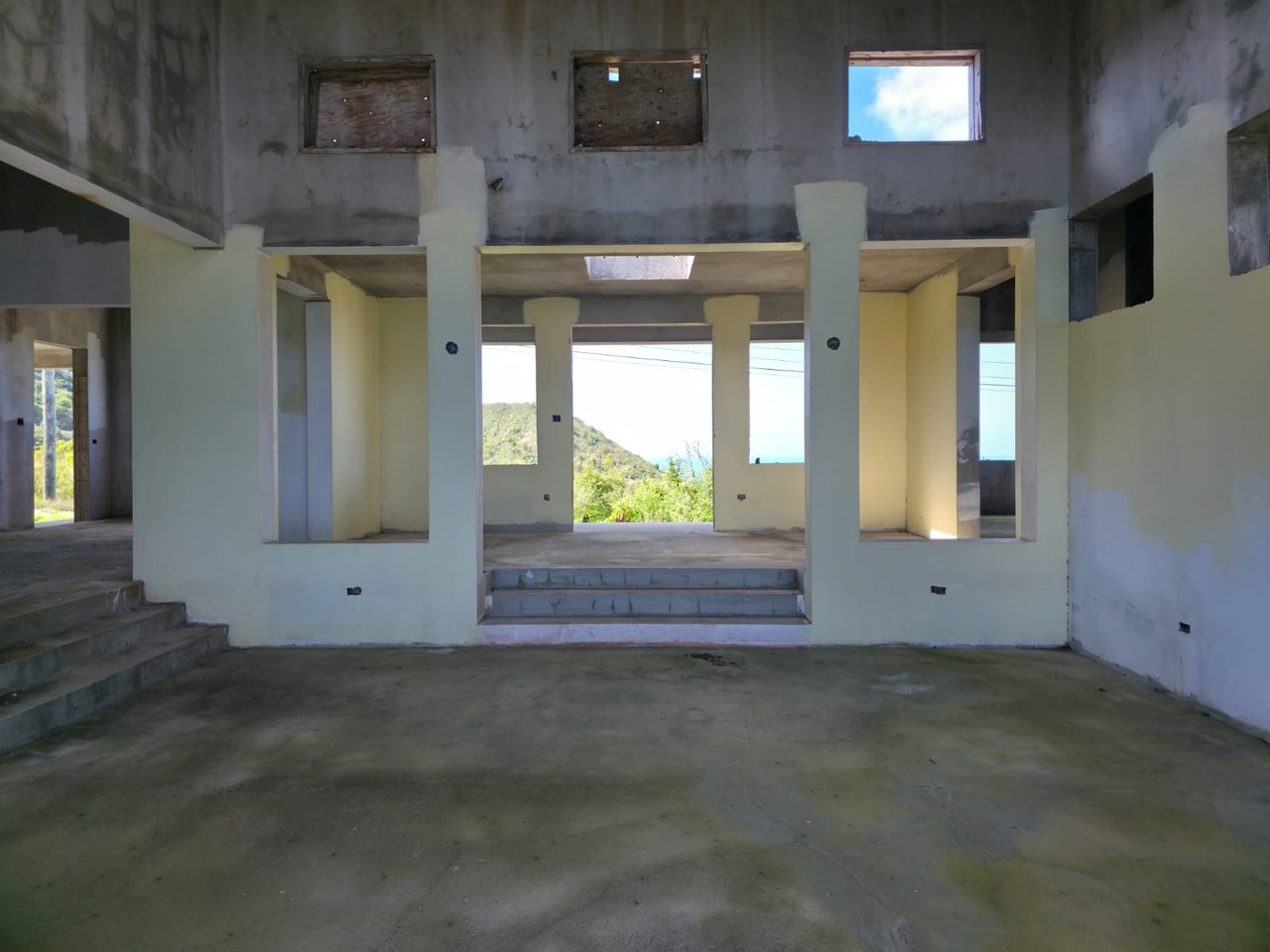 1116 Brady Ghut Unfinished Fixer Upper