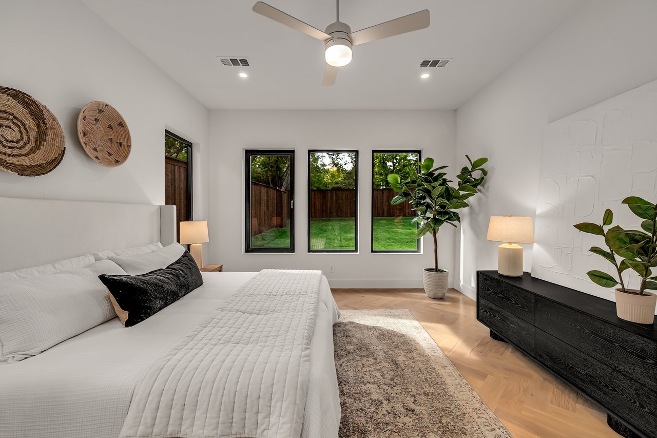 8815 San Leandro Drive